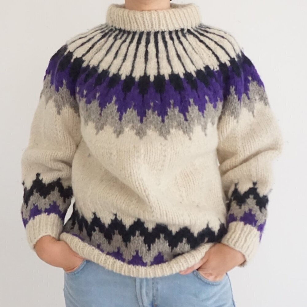 Handmade Cream w Purple 100% Wool Heavyweight Sweater Grandmacore L